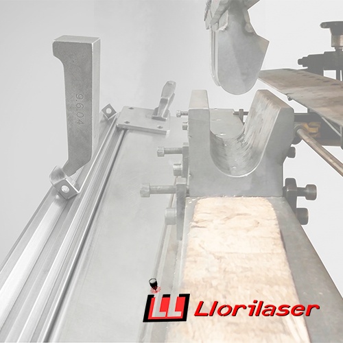 Plegadora i talls especials